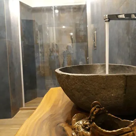 Sculptor House